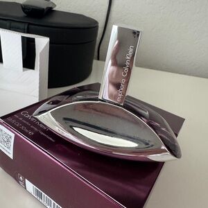 Calvin Klein Euphoria Perfume